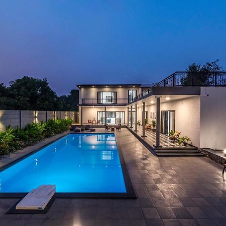 Saffronstays Mayfair Gardens 4 Bedroom Petfriendly Pool Villa Alībāg Exteriör bild