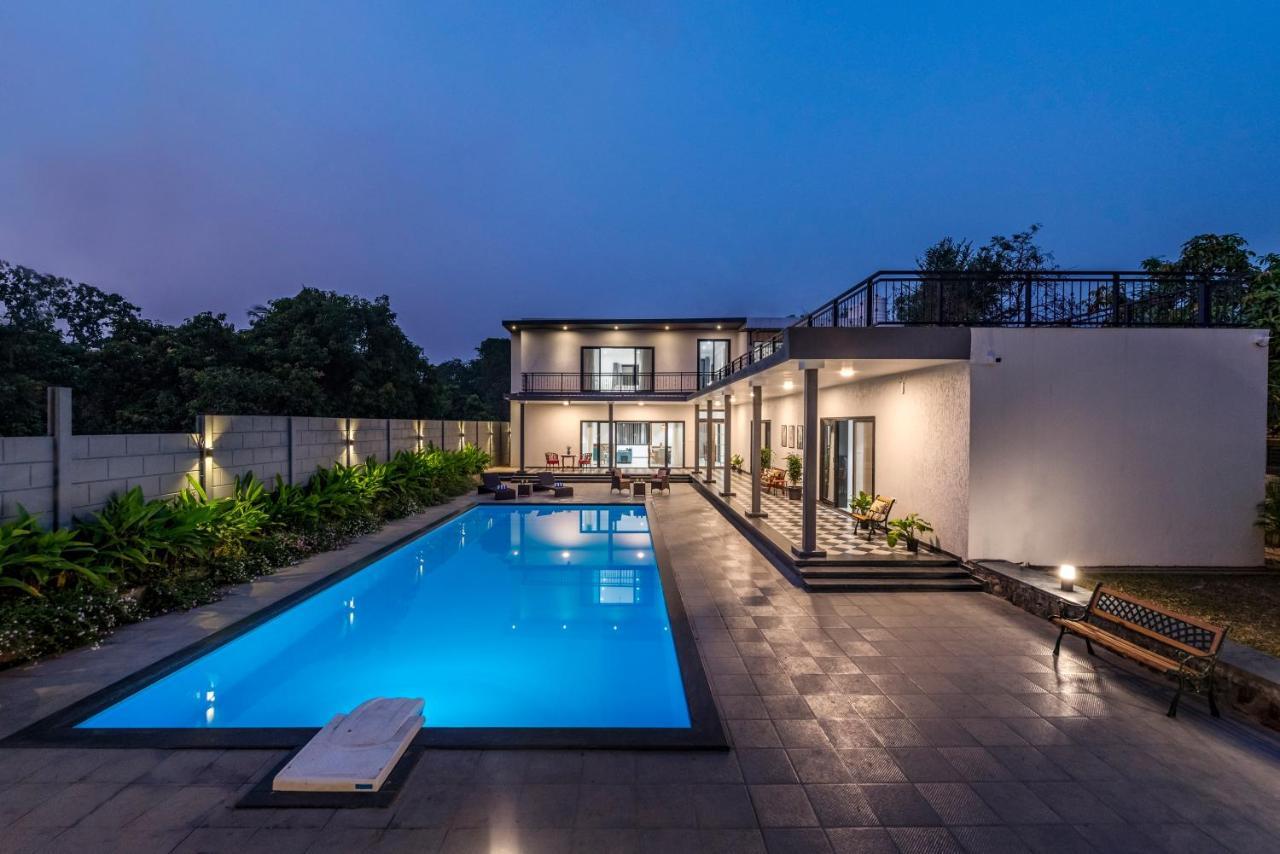 Saffronstays Mayfair Gardens 4 Bedroom Petfriendly Pool Villa Alībāg Exteriör bild